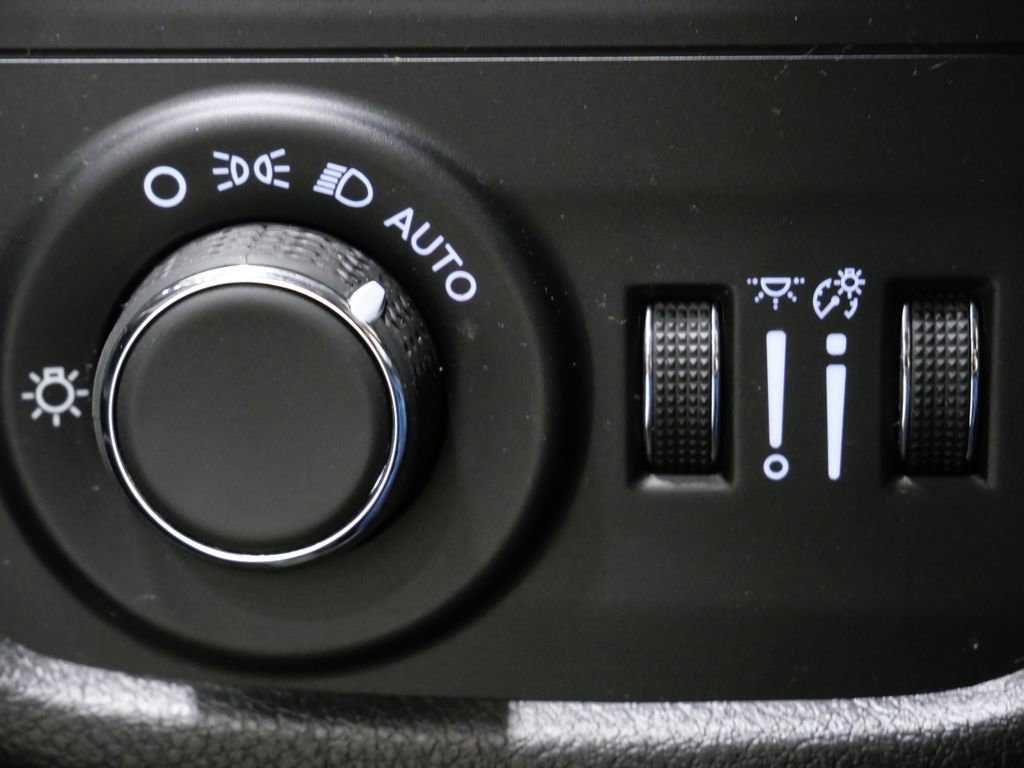 Used 2022 Jeep Grand Cherokee L Laredo AWD/4WD image 15