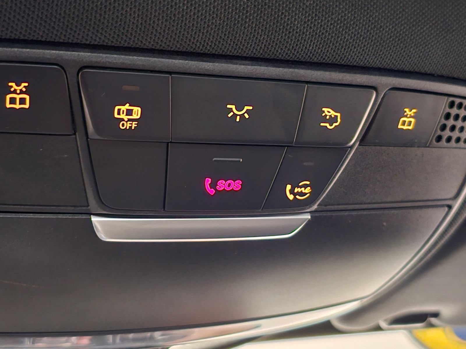 Used 2019 Mercedes-Benz C 300 4MATIC Sedan image 17