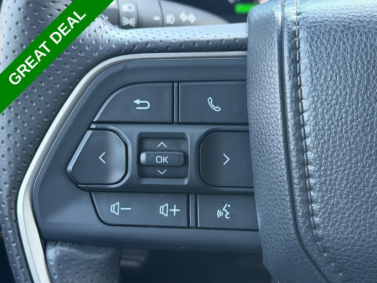 Used 2026 Toyota 4Runner Limited AWD/4WD image 25