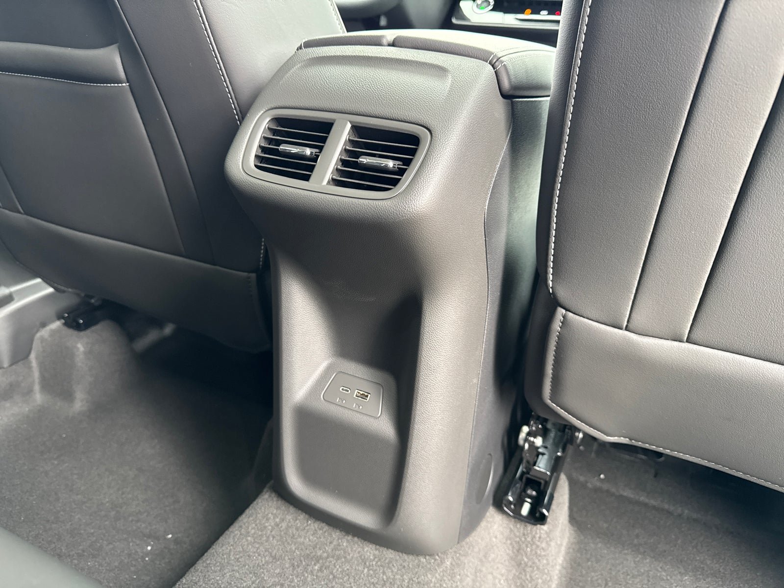 New 2026 Buick Envision Sport Touring AWD/4WD image 19