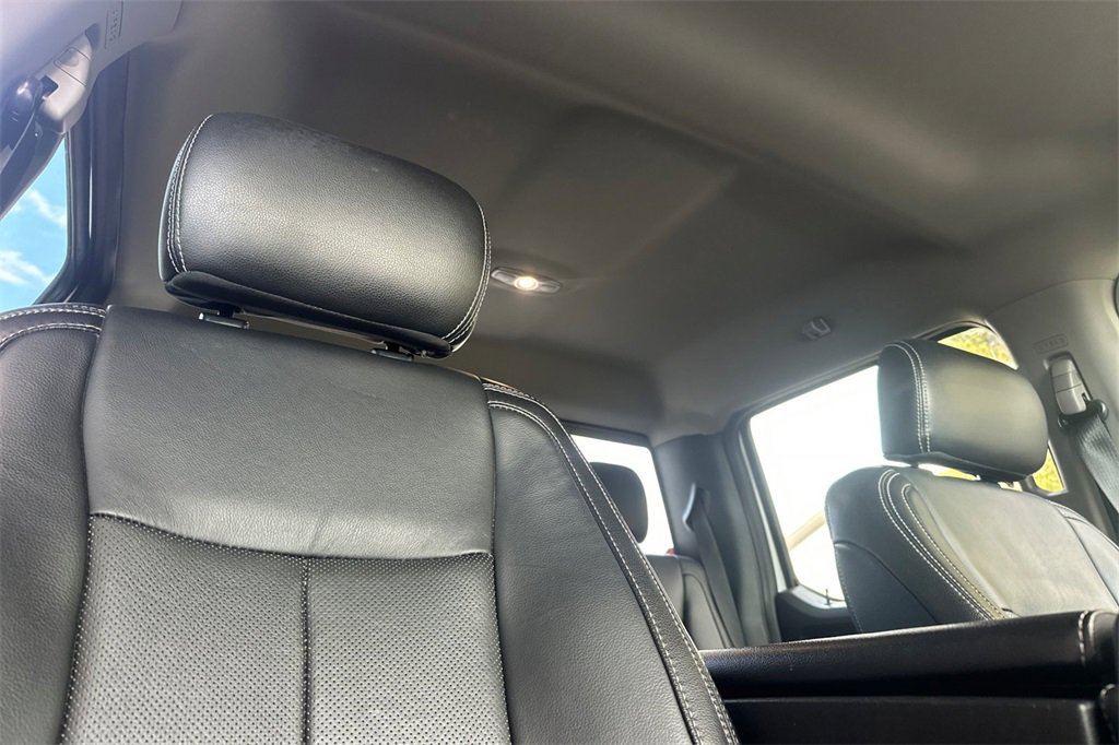 Used 2020 Ford F350 Lariat w/ Chrome Package image 17