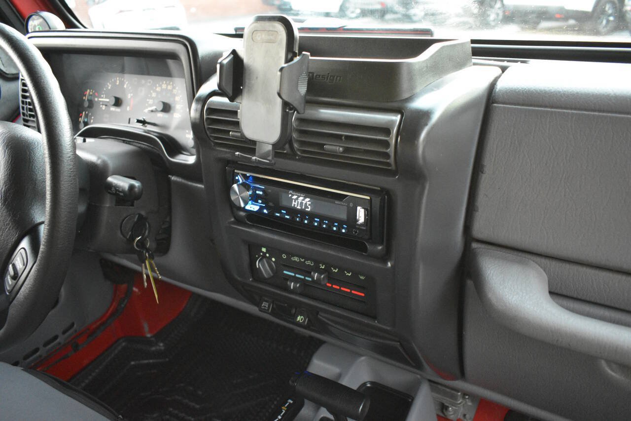 Used 1997 Jeep Wrangler Sport AWD/4WD image 21
