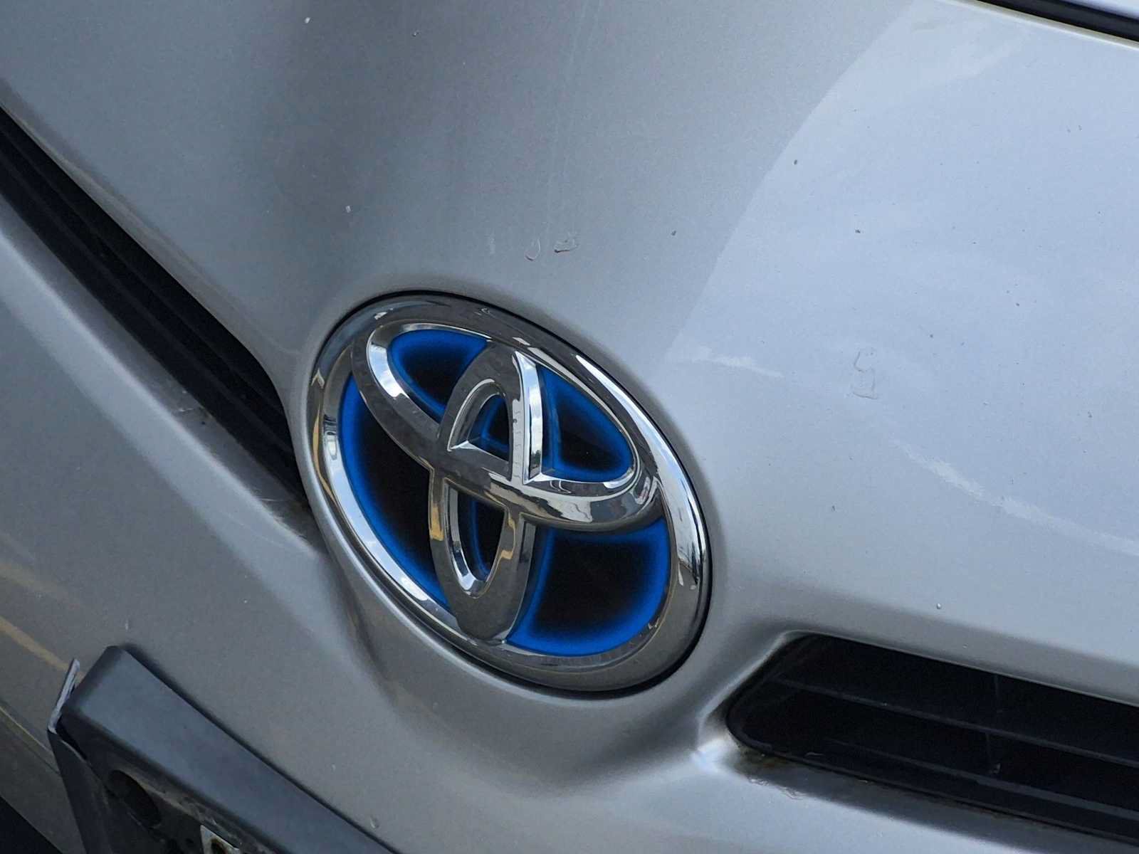 Used 2013 Toyota Prius Prime Plug-In Hybrid FWD image 12