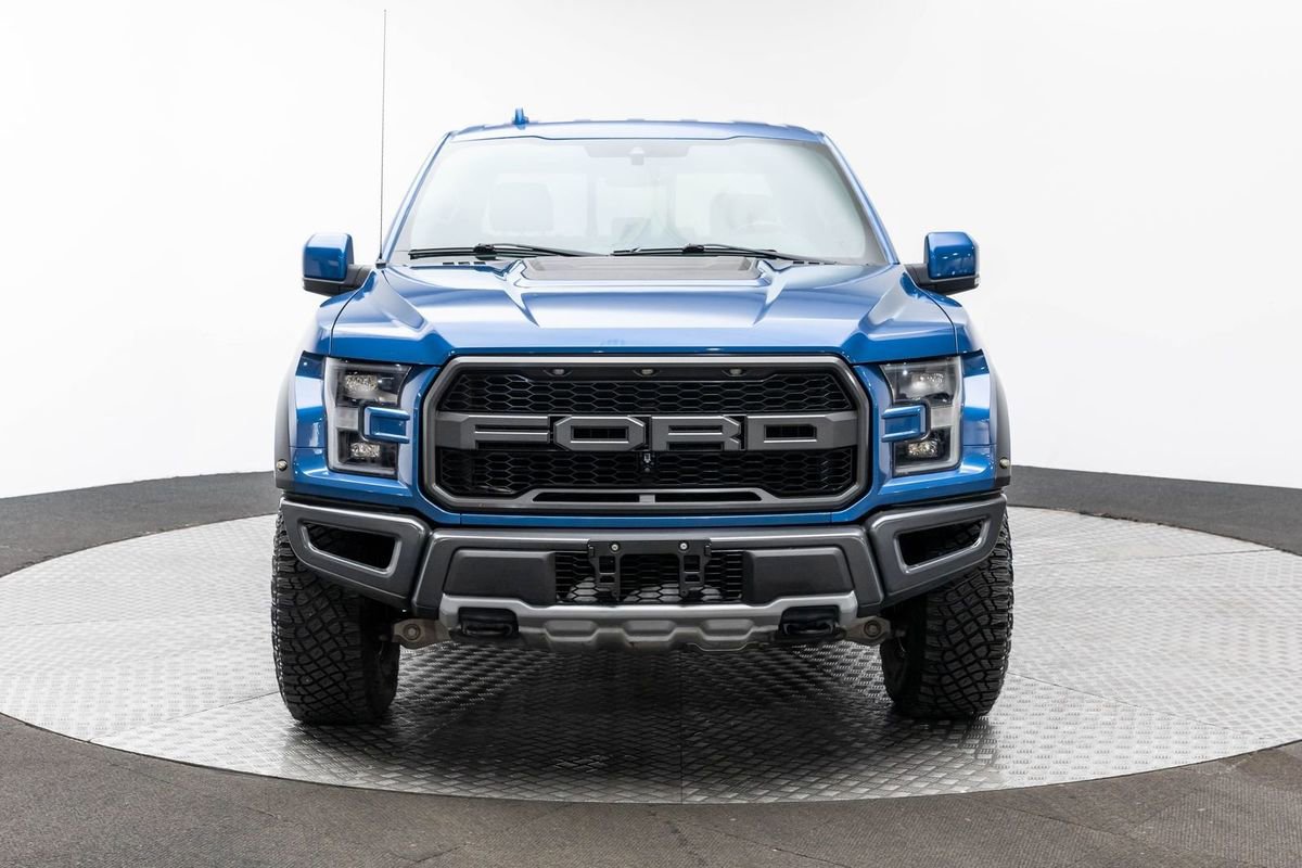 Used 2019 Ford F150 Raptor w/ Equipment Group 802A Luxury image 3