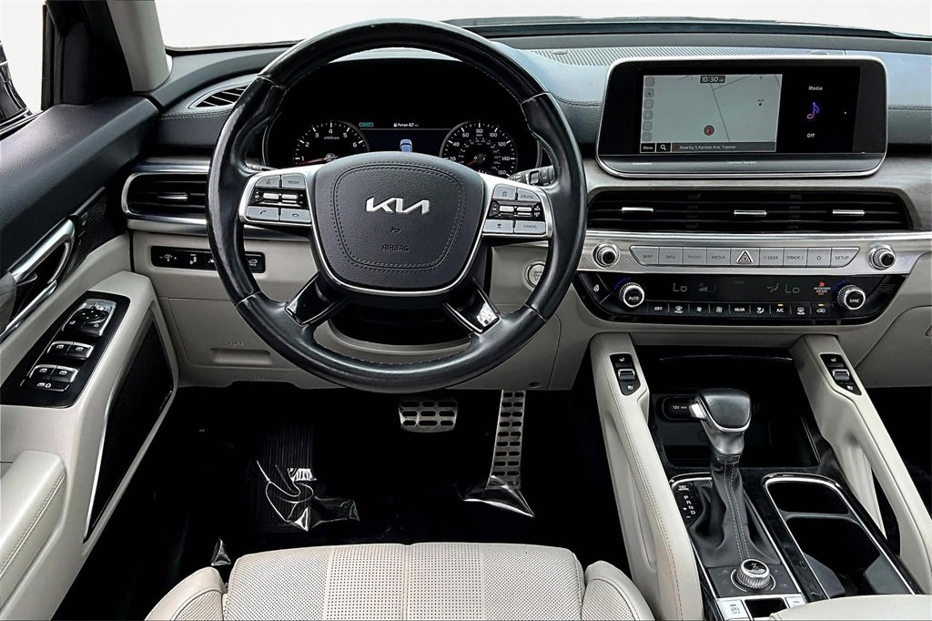 Used 2022 Kia Telluride SX w/ Nightfall Edition Package image 5