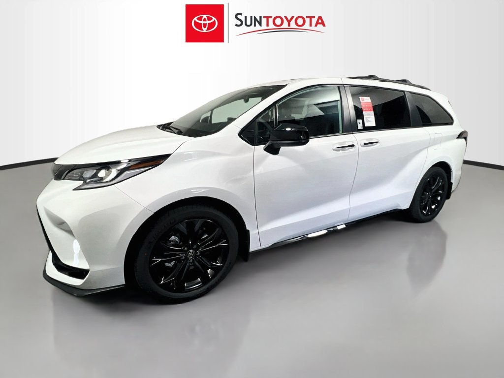 New 2026 Toyota Sienna XSE FWD image 7
