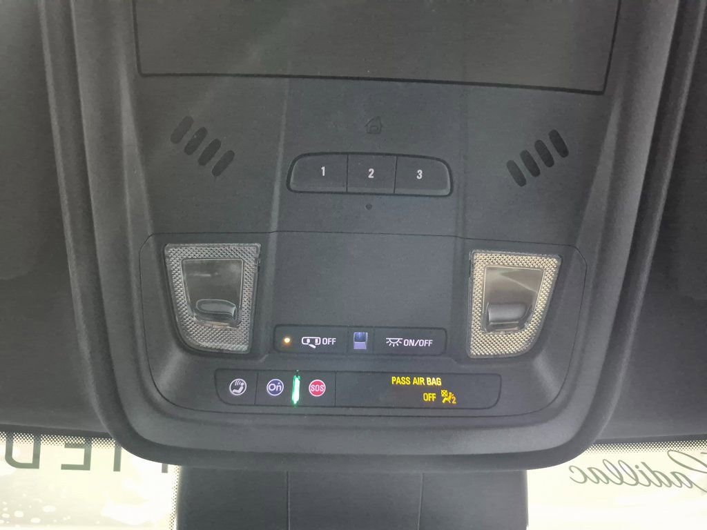 Certified 2024 Cadillac XT4 Luxury w/ Cold Weather Package image 21