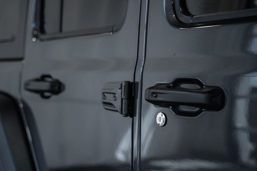 New 2025 Jeep Wrangler Sport S image 15