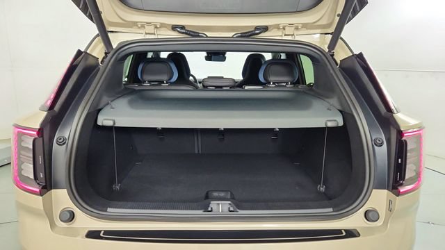 New 2026 Volvo EX30 Plus w/ Protection Package Premier AWD/4WD image 36