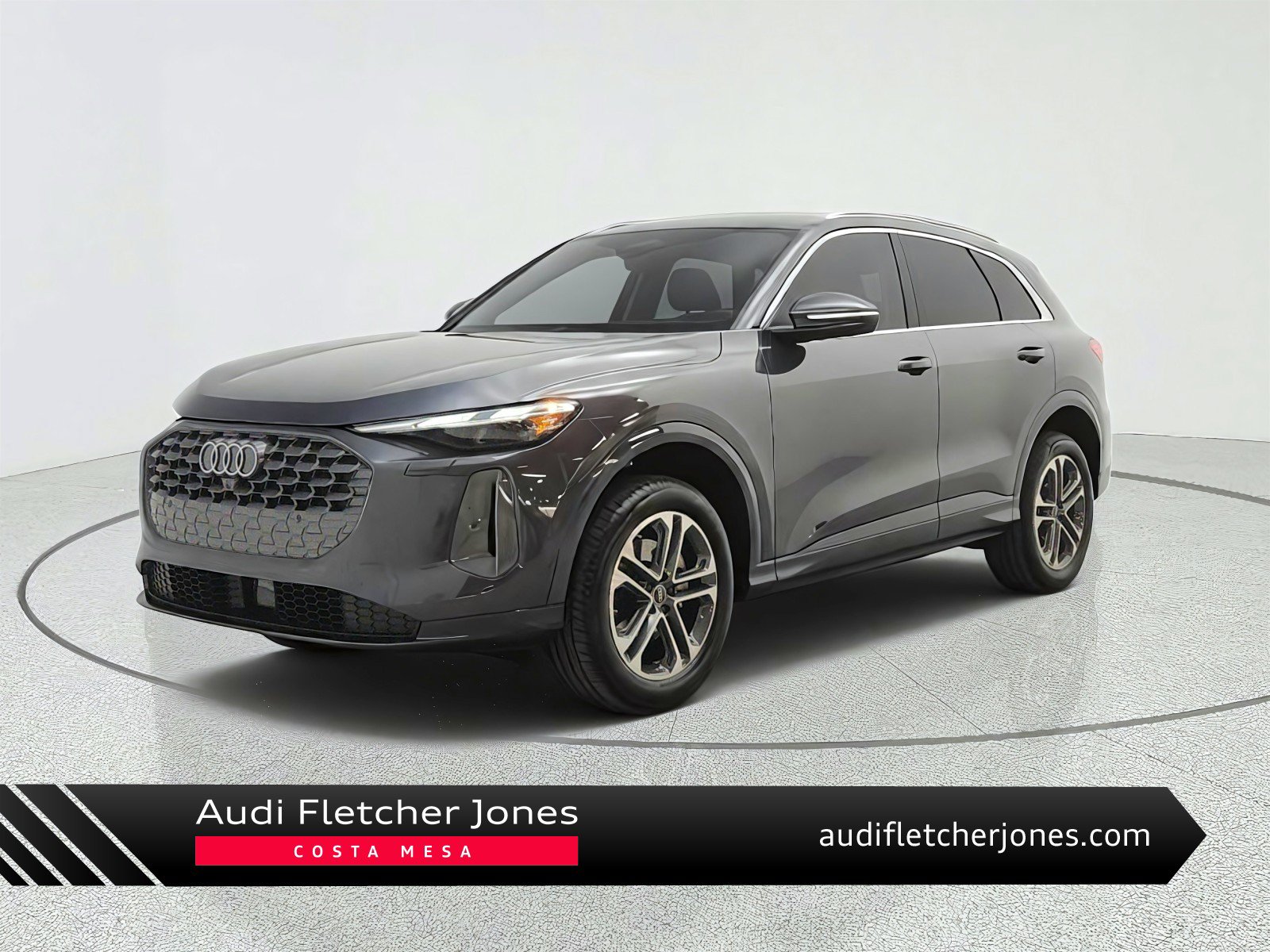Used 2025 Audi Q5 Premium w/ Convenience Package AWD/4WD image 1