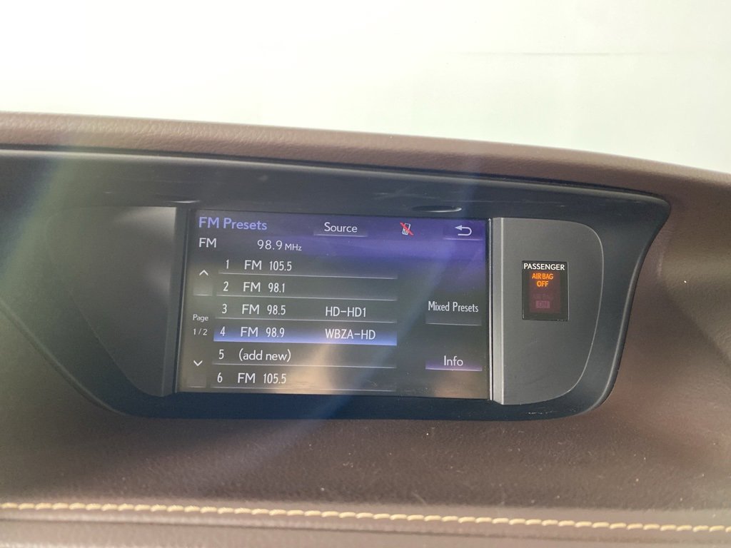 Used 2018 Lexus ES 300h image 13