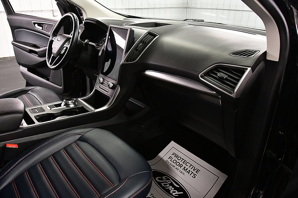 Used 2023 Ford Edge SEL w/ Sport Appearance Package AWD/4WD image 30