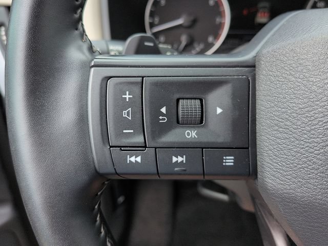 Used 2025 Nissan Rogue SV FWD image 17