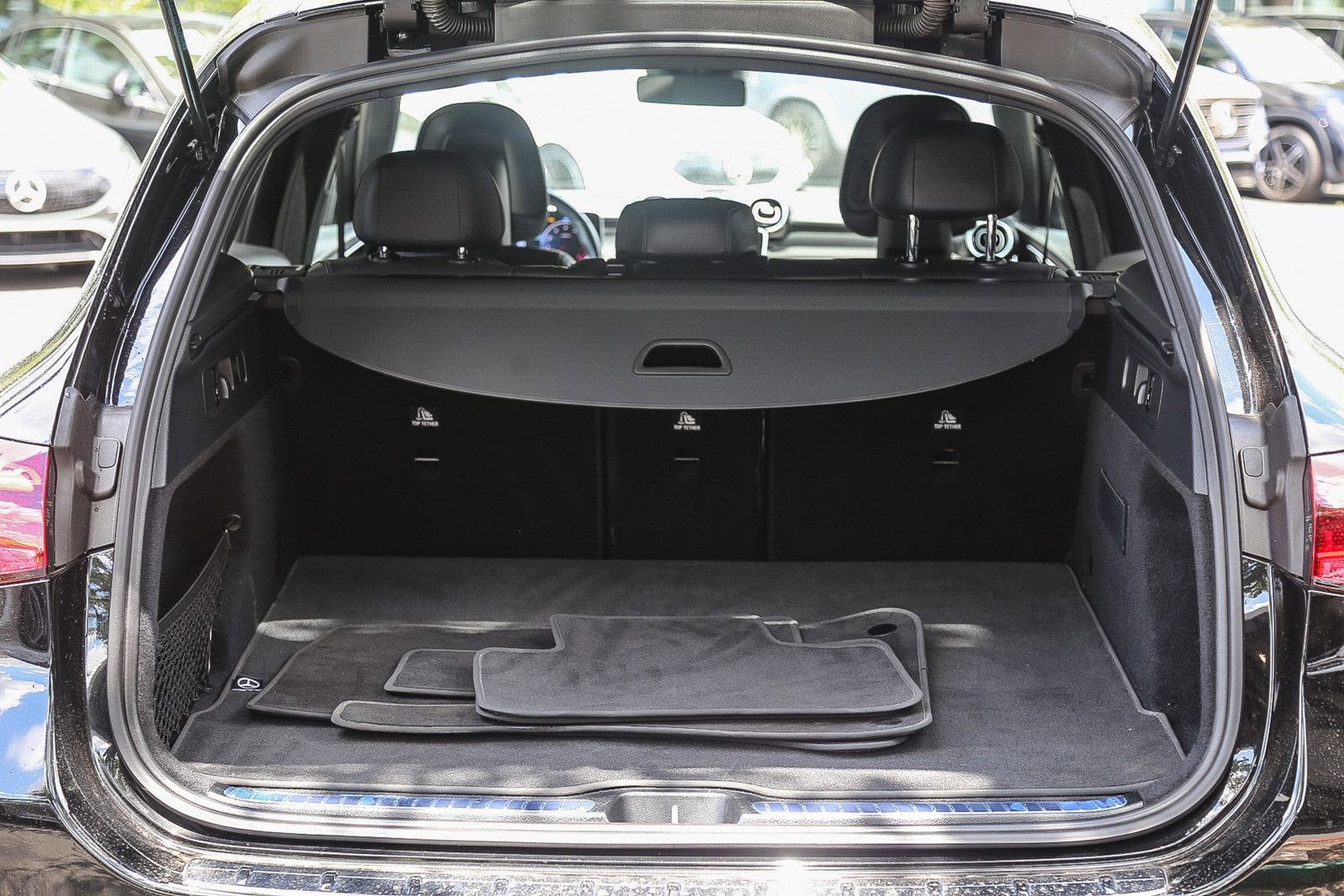 Certified 2024 Mercedes-Benz GLC 300 image 24