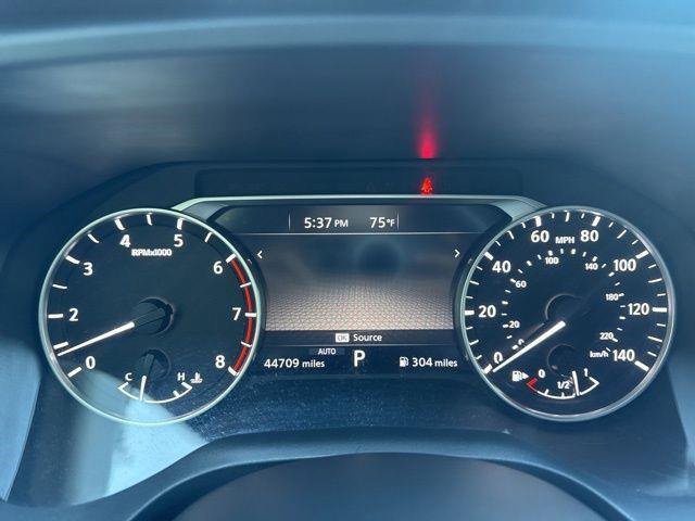 Used 2021 Nissan Rogue SV image 28