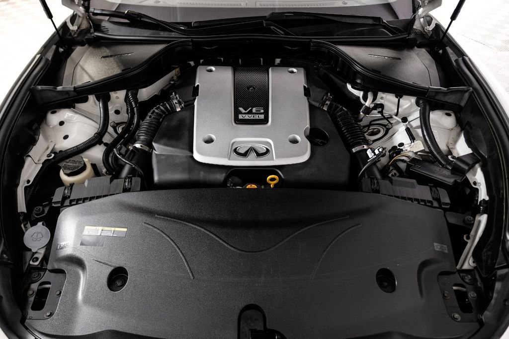 Used 2017 INFINITI Q70 L 3.7 image 52