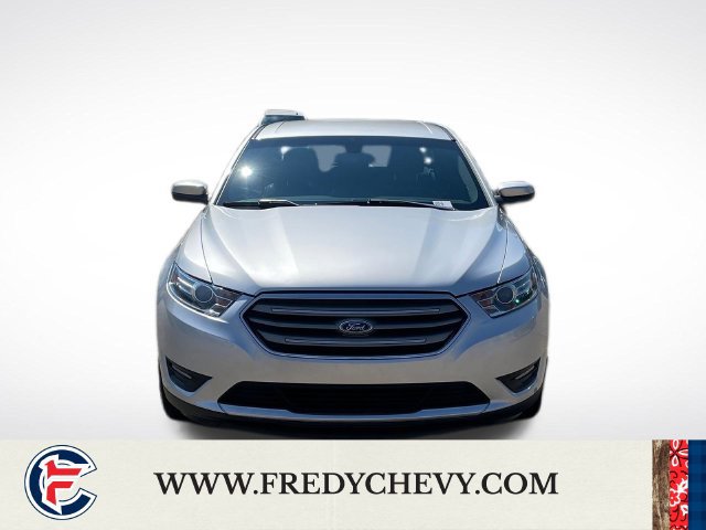 Used 2019 Ford Taurus SEL FWD image 9