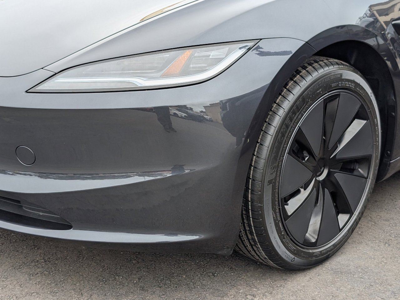 Used 2025 Tesla Model 3 Long Range RWD image 9