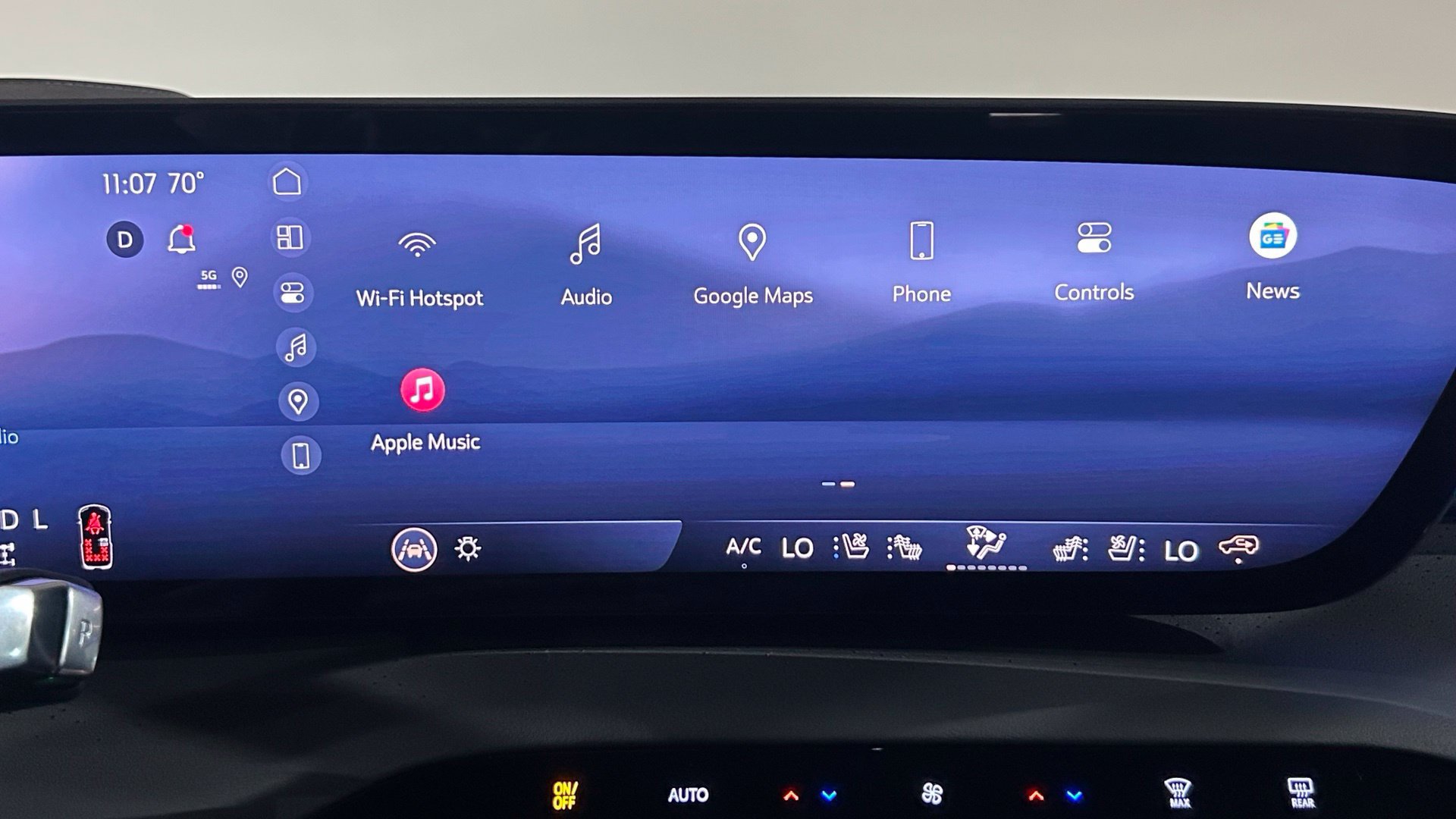Used 2026 Buick Enclave Avenir w/ Super Cruise Package AWD/4WD image 84