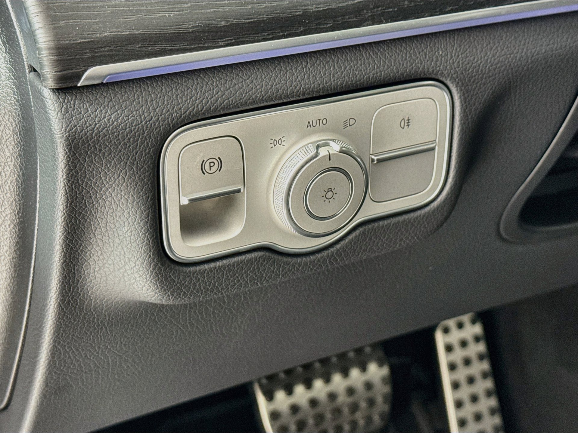 New 2027 Mercedes-Benz GLS 450 4MATIC image 11