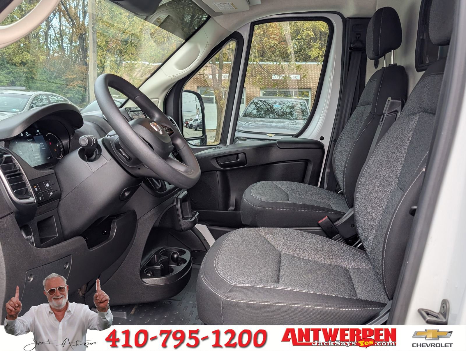 Used 2024 RAM ProMaster 2500 w/ Quick Order Package 22G SLT image 15