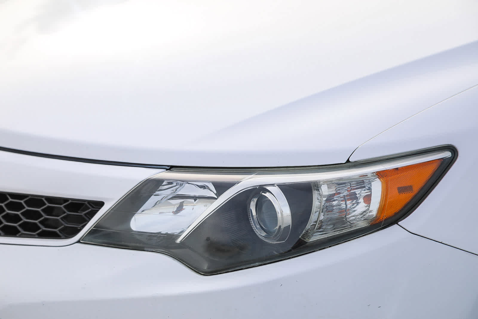 Used 2012 Toyota Camry SE image 8