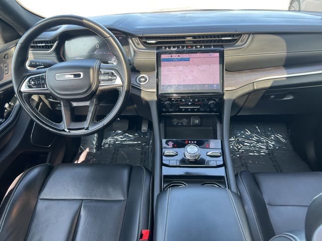 Used 2023 Jeep Grand Cherokee Overland w/ Adv Protech Group III image 4