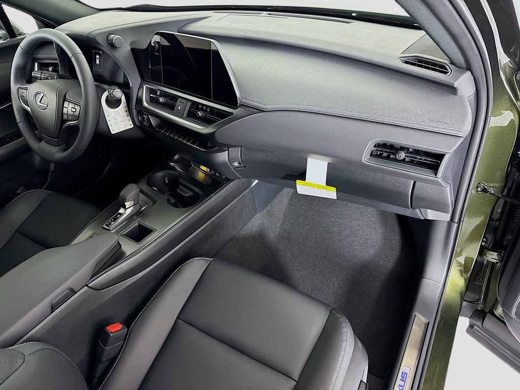 New 2026 Lexus UX 300h FWD image 18