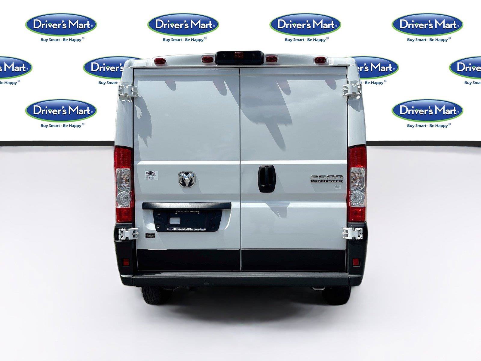 Used 2025 RAM ProMaster 2500 w/ Convenience Group FWD image 6