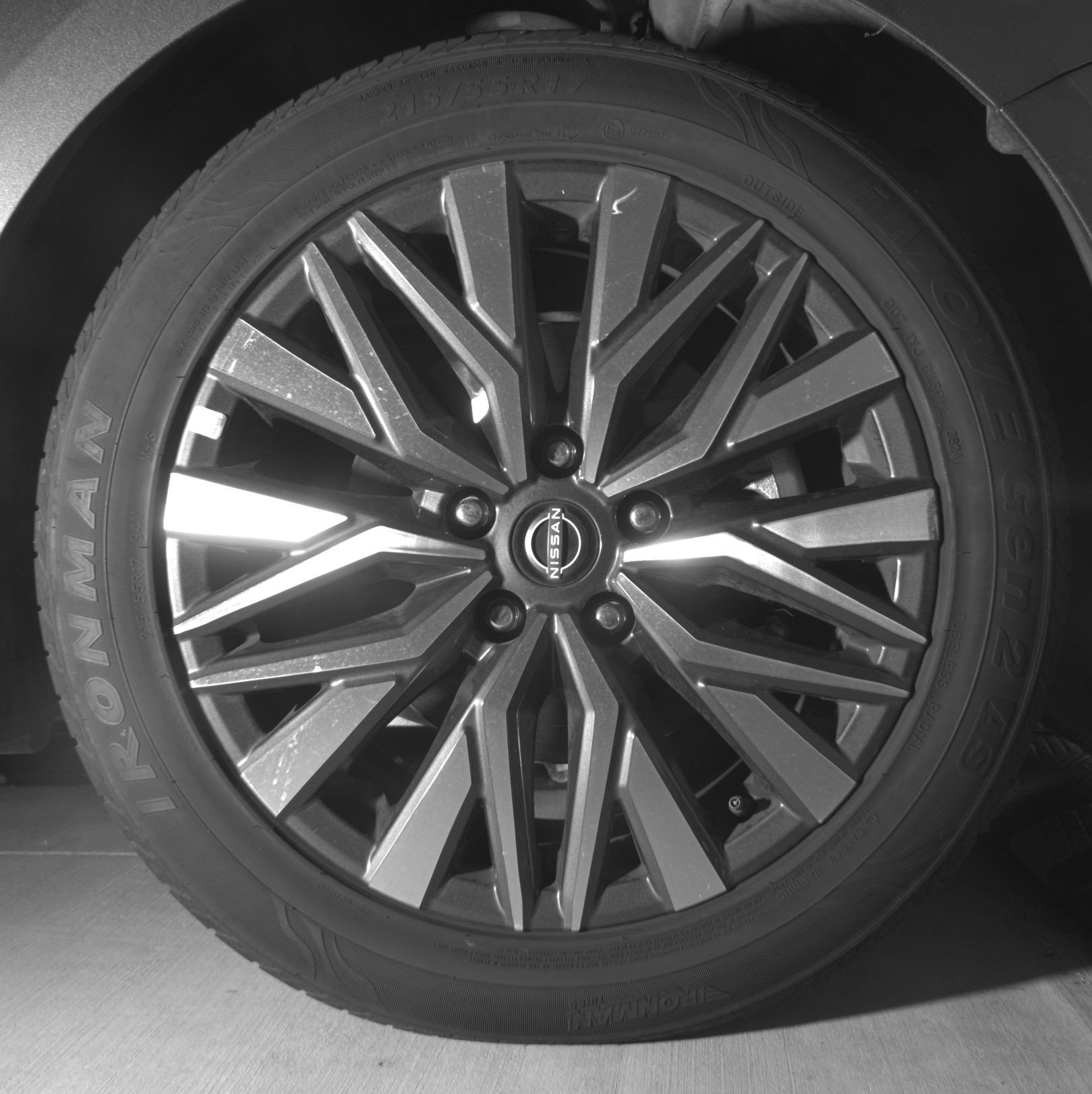 Used 2025 Nissan Altima 2.5 SV image 13