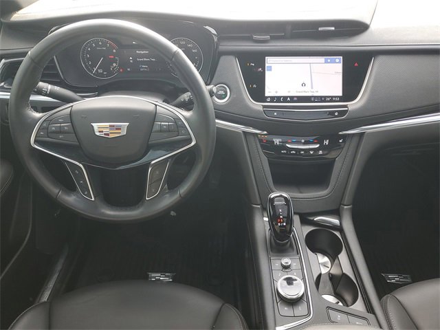 Certified 2023 Cadillac XT5 Premium Luxury w/ LPO, Floor Liner Package image 29