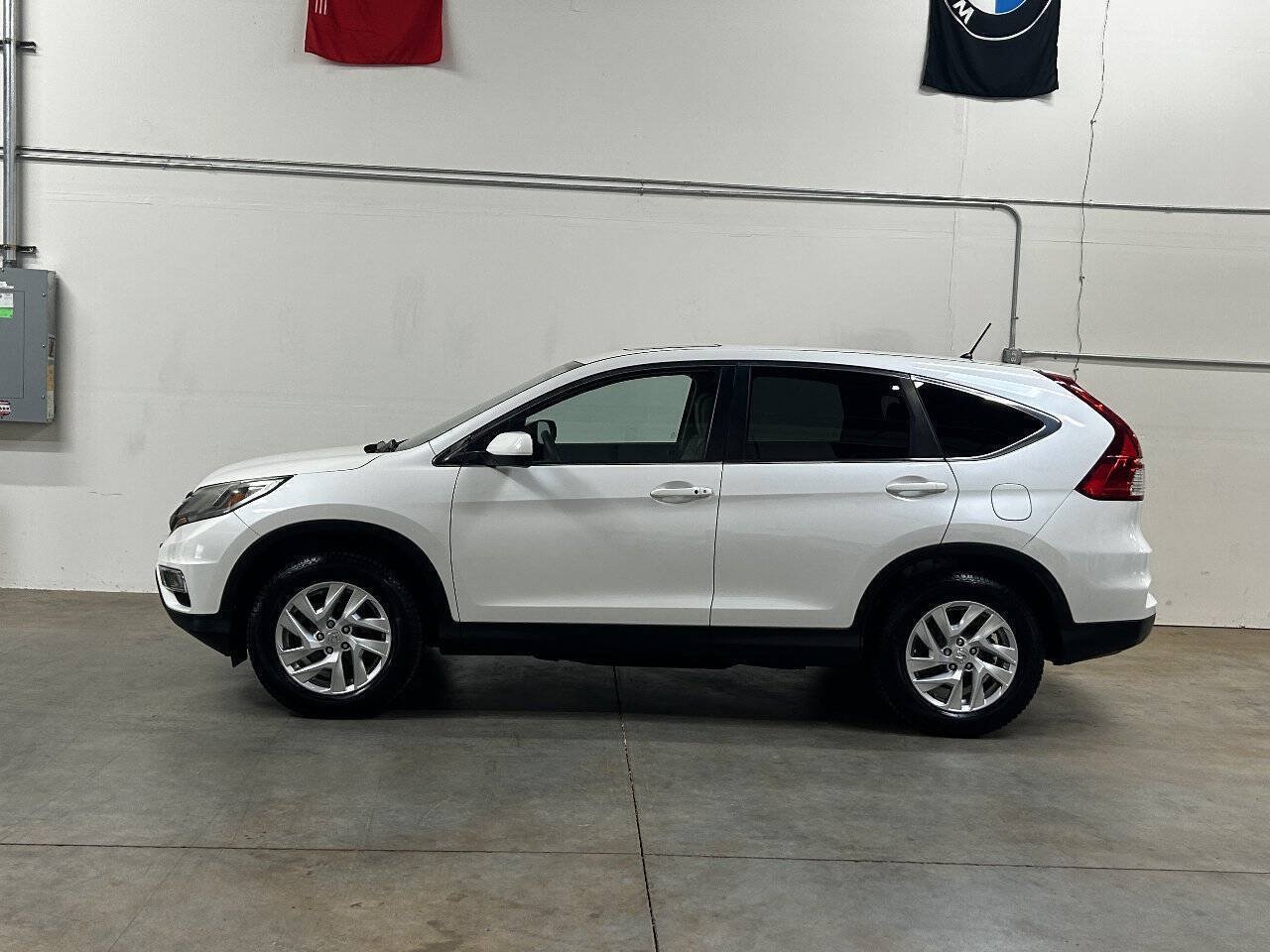 Used 2016 Honda CR-V EX image 1