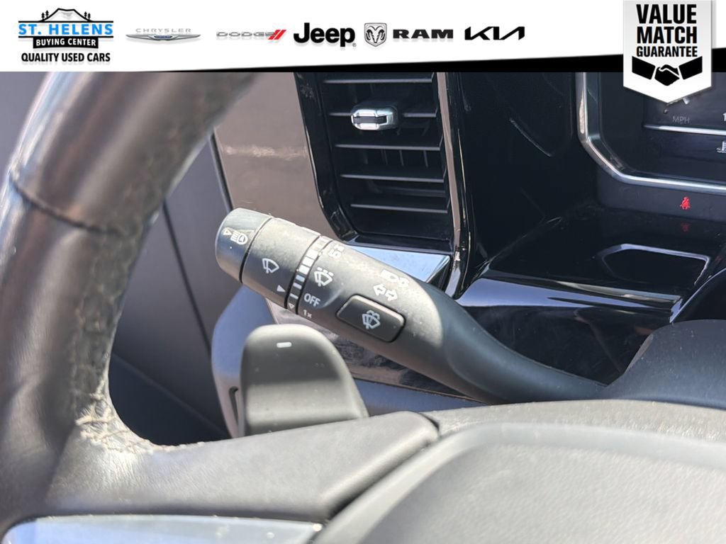 Used 2023 Chevrolet Silverado 1500 LTZ w/ LTZ Premium Package AWD/4WD image 21