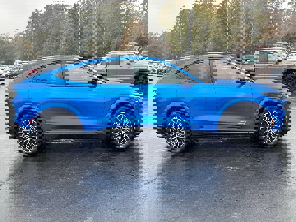 New 2025 Ford Mustang Mach-E Premium image 4