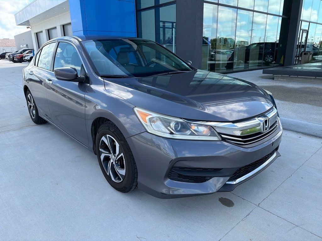 Used 2016 Honda Accord LX image 3