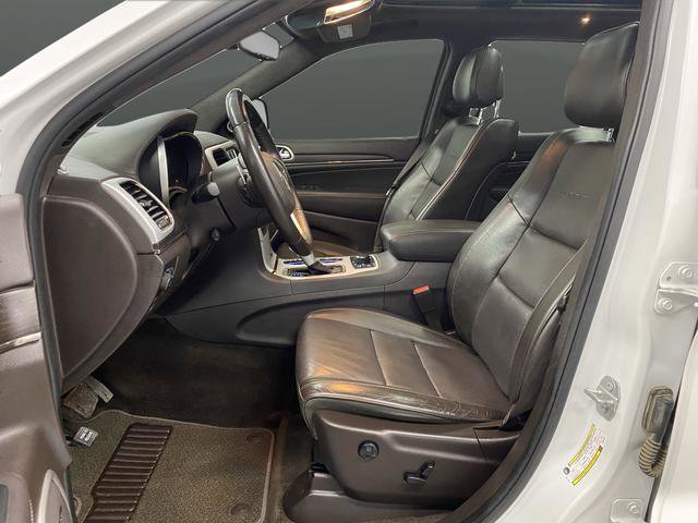 Used 2018 Jeep Grand Cherokee Summit image 8