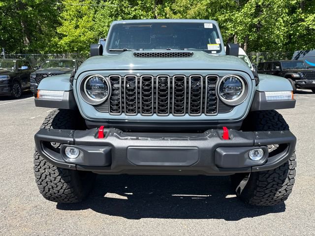 New 2026 Jeep Wrangler Unlimited Rubicon w/ Xtreme 35 Tire Package AWD/4WD video 2