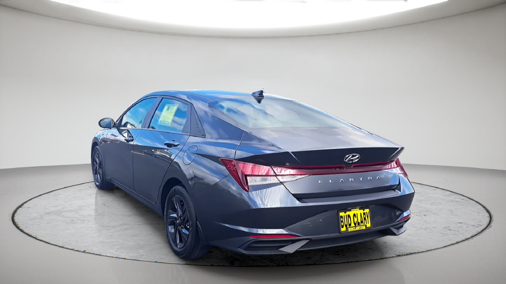 Used 2023 Hyundai Elantra SEL FWD image 10