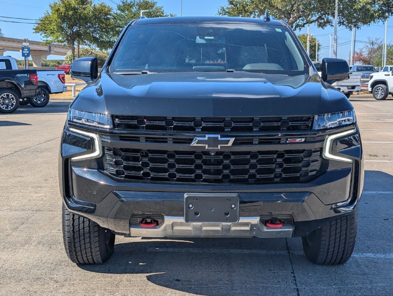 Used 2024 Chevrolet Tahoe Z71 w/ Luxury Package AWD/4WD image 6