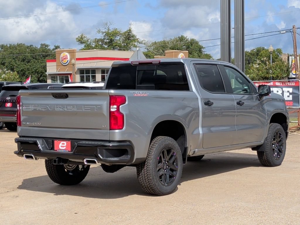 New 2026 Chevrolet Silverado 1500 LT Trail Boss w/ LT Trail Boss Premium Package AWD/4WD image 7