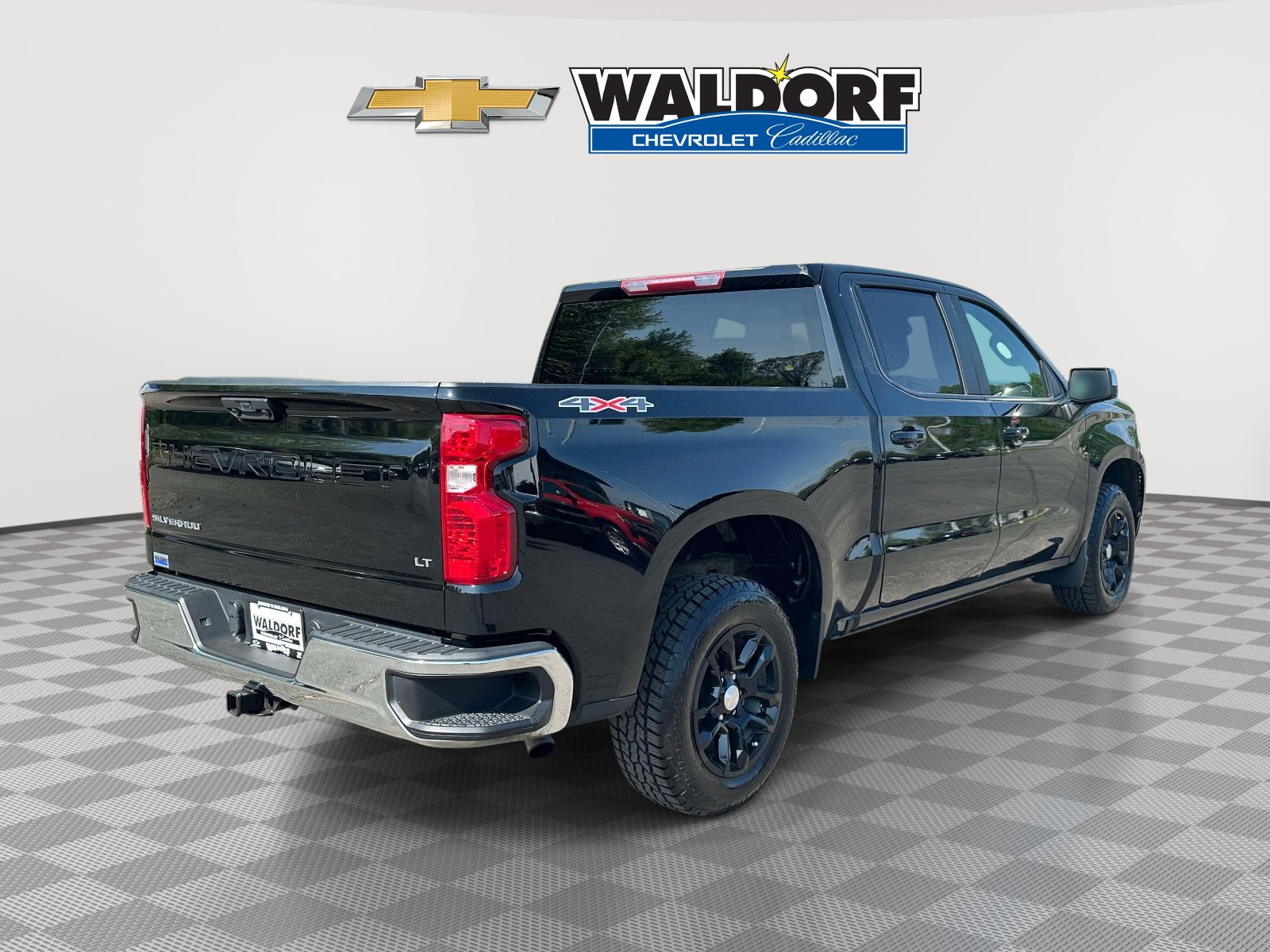 Used 2022 Chevrolet Silverado 1500 LT AWD/4WD image 6