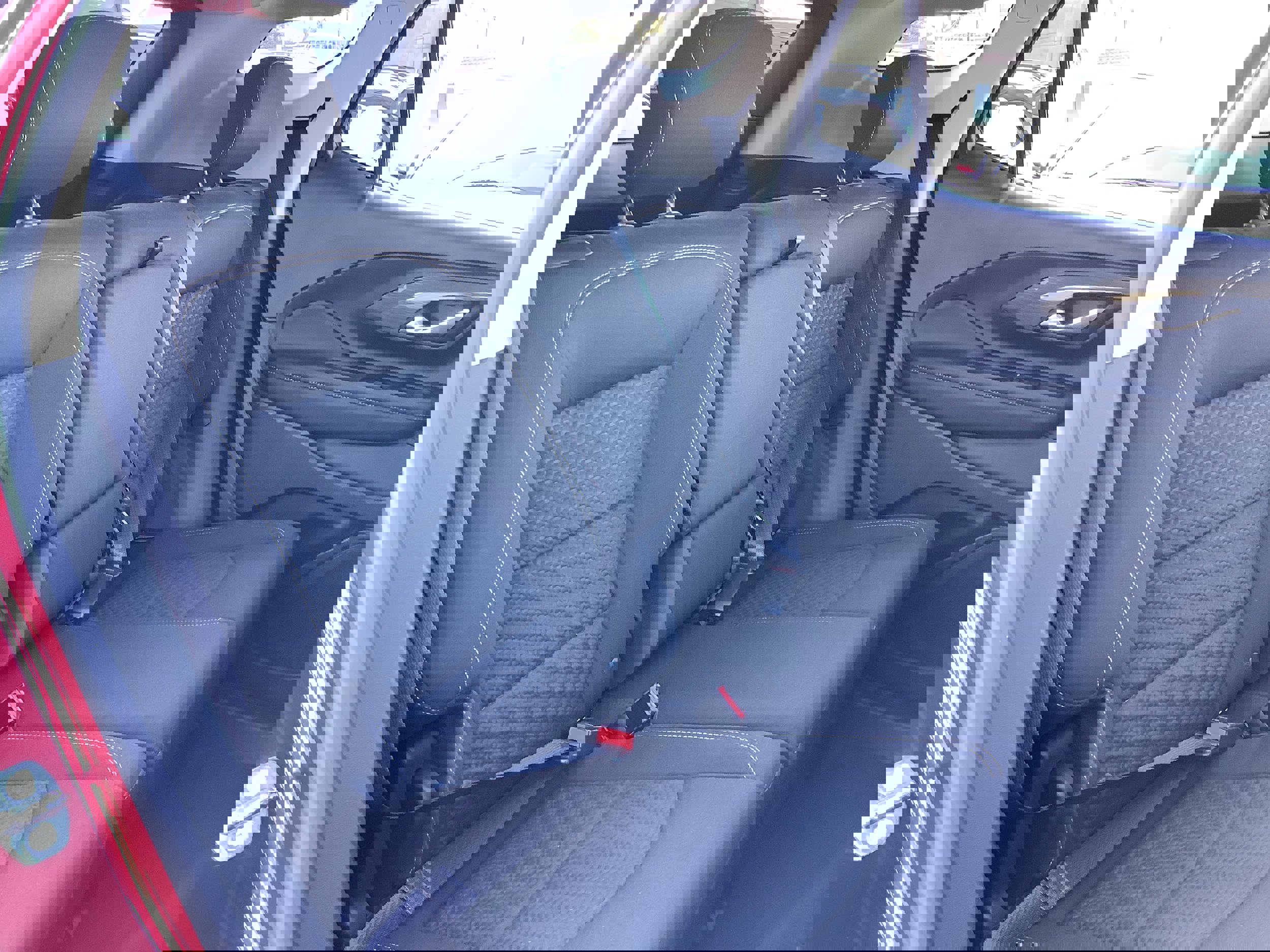 Used 2019 GMC Terrain SLE w/ Driver Convenience Package image 14