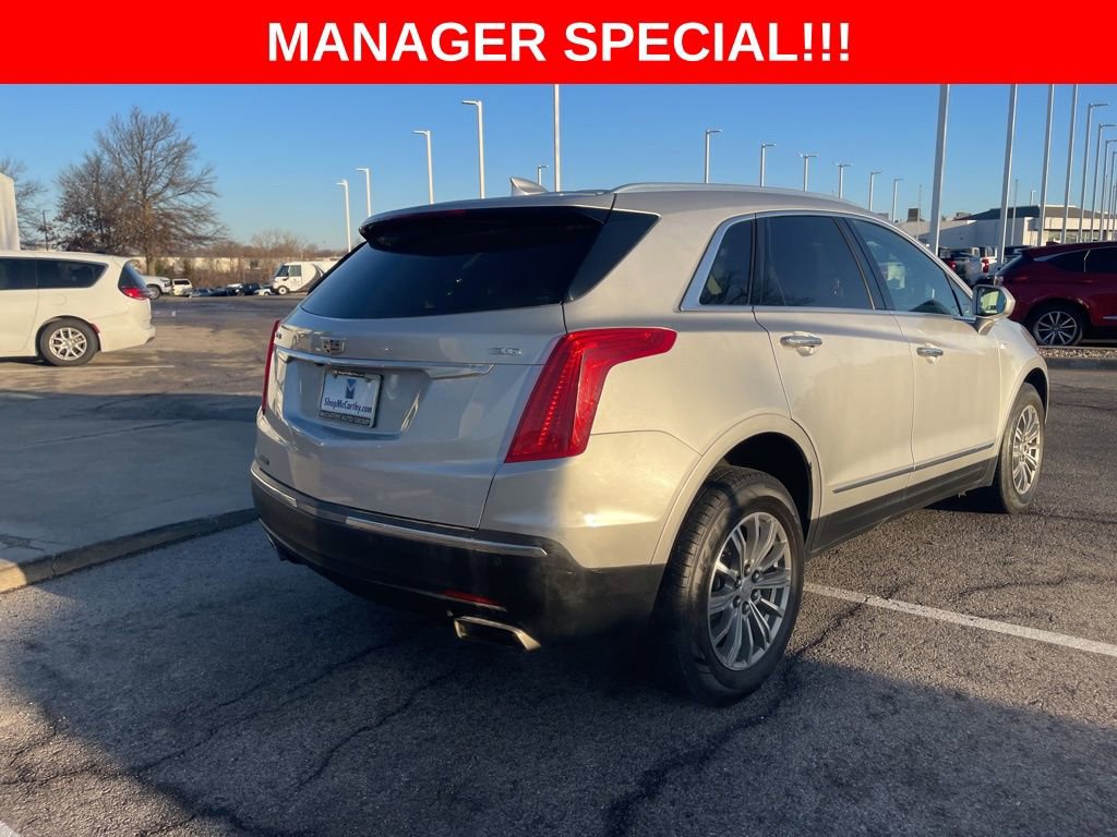 Used 2019 Cadillac XT5 Luxury image 3