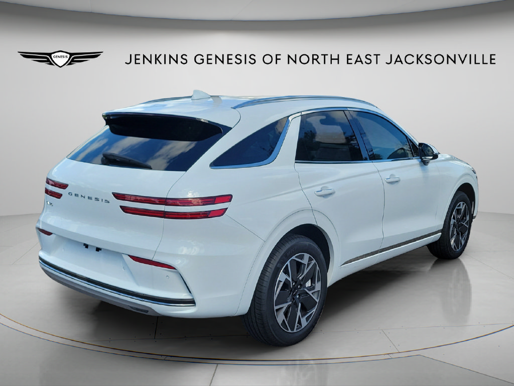 Used 2026 Genesis Electrified GV70 AWD/4WD image 2