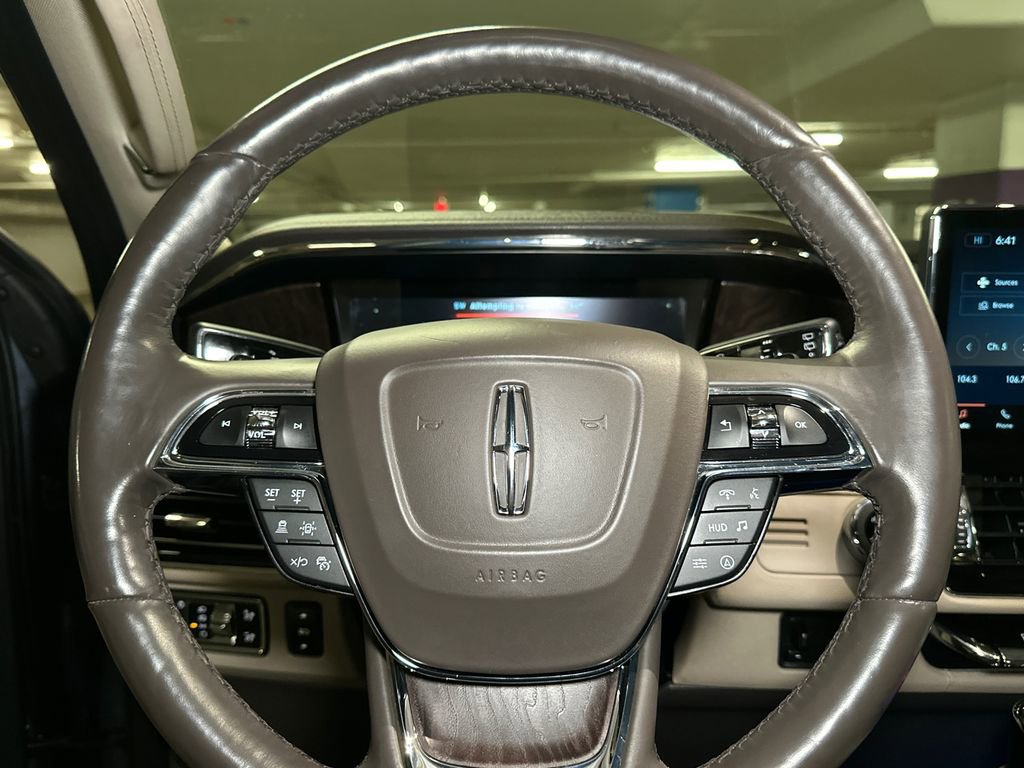 Used 2022 Lincoln Navigator L Reserve image 27