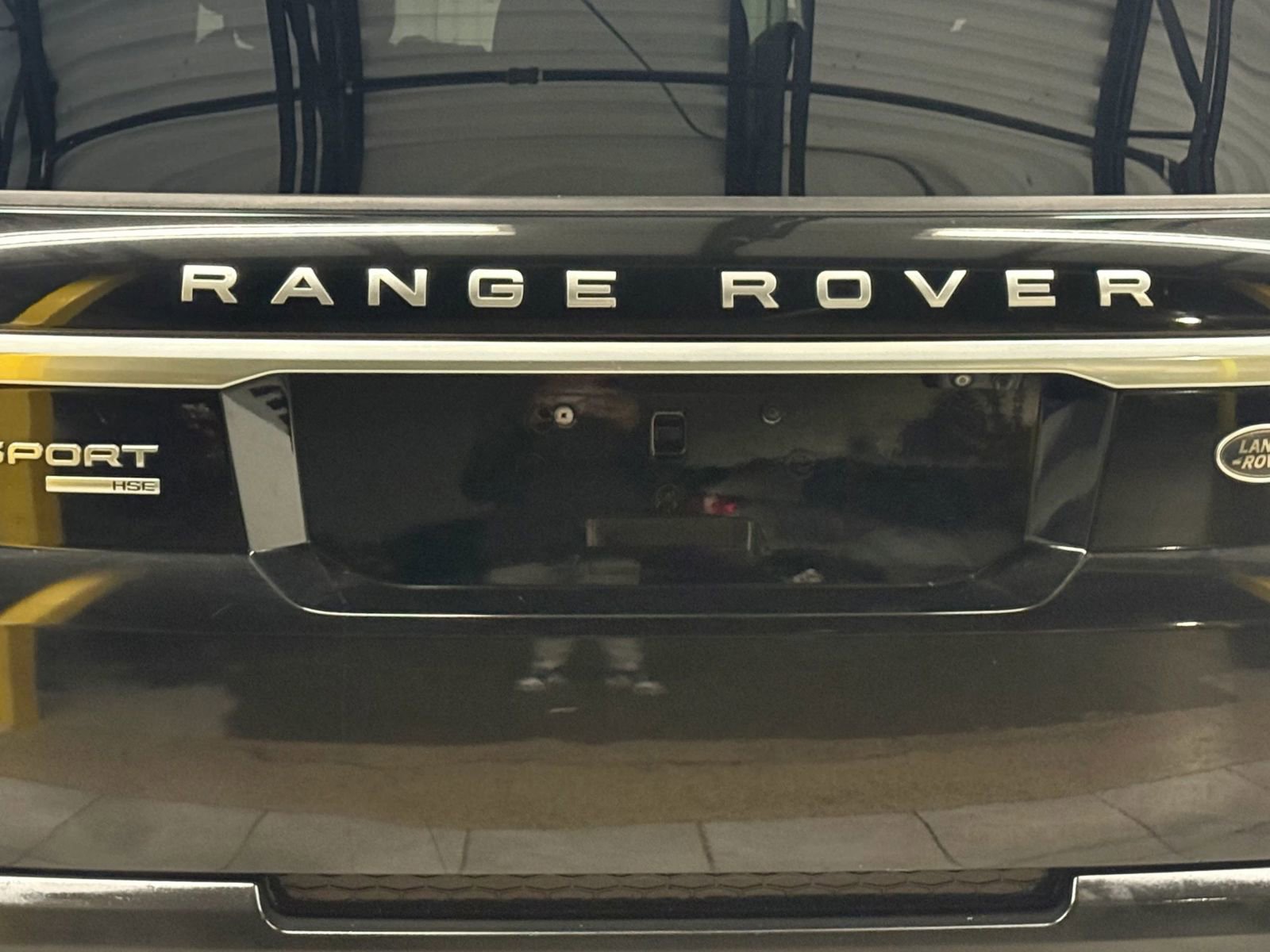 Used 2016 Land Rover Range Rover Sport HSE image 11