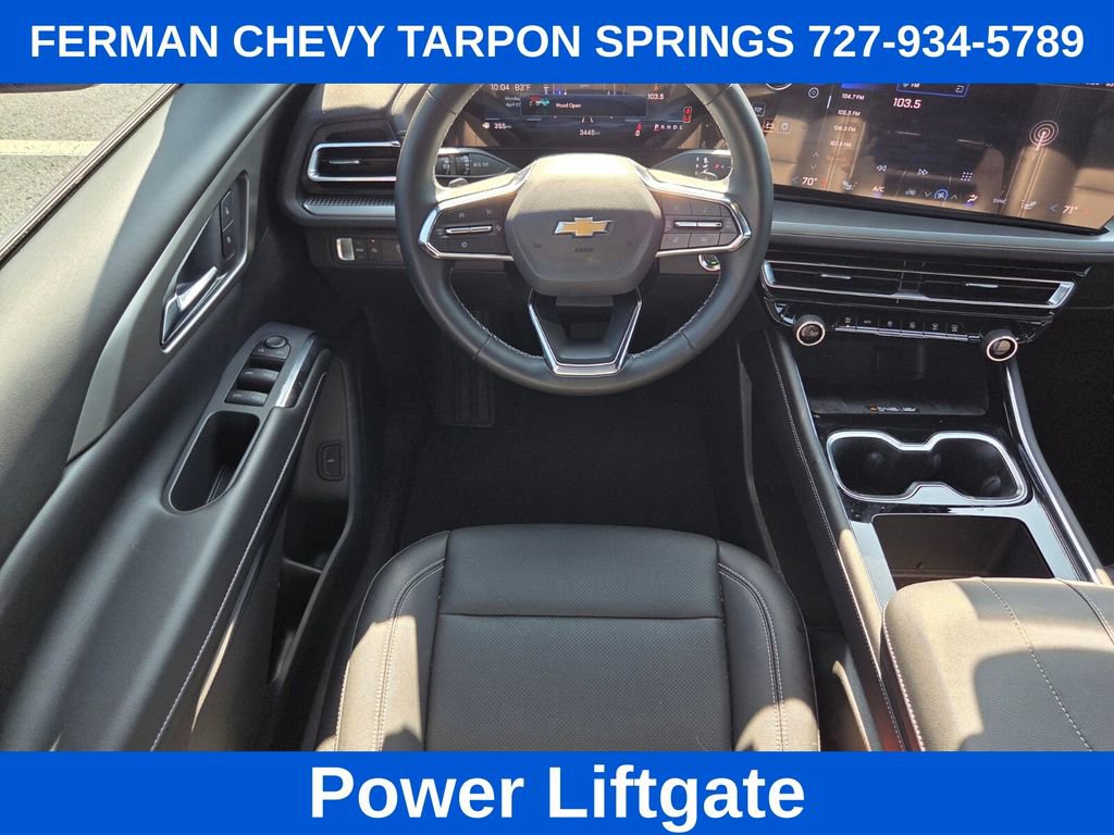 New 2025 Chevrolet Traverse LT w/ LPO, Illumination Package FWD image 17