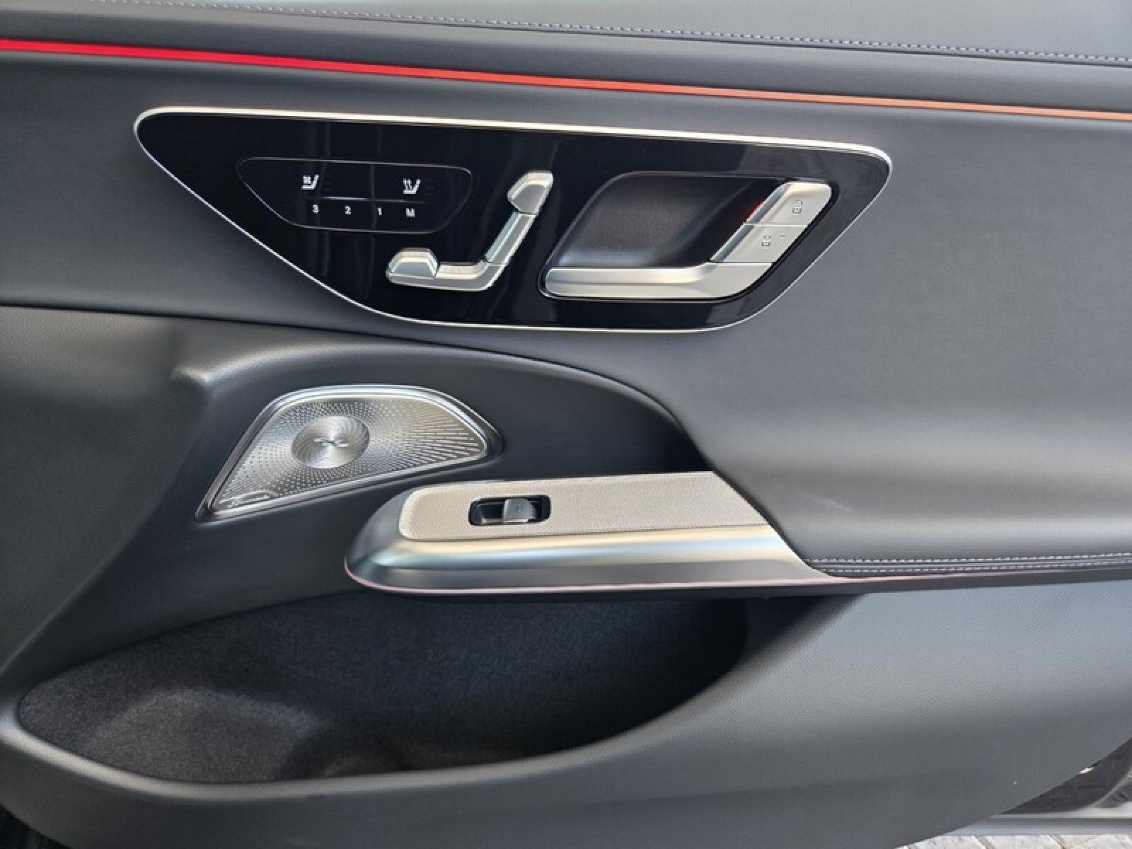 New 2027 Mercedes-Benz E 53 AMG e 4MATIC Sedan image 18