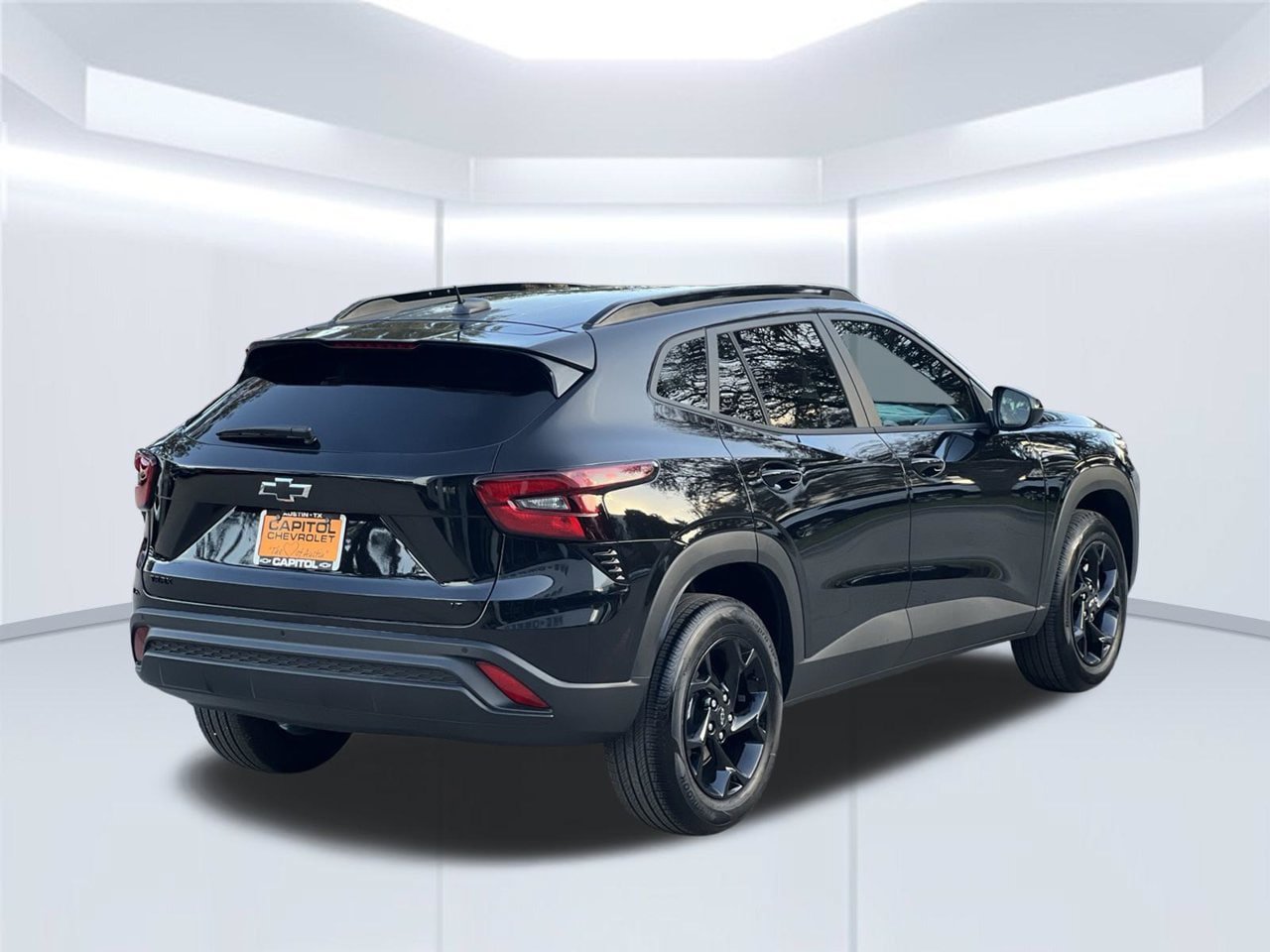 New 2026 Chevrolet Trax LT w/ Driver Confidence Package FWD image 5