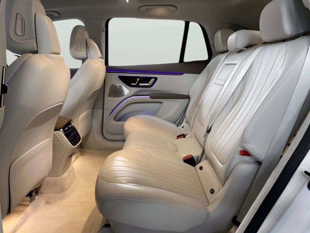 Used 2023 Mercedes-Benz EQS 450+ SUV image 36